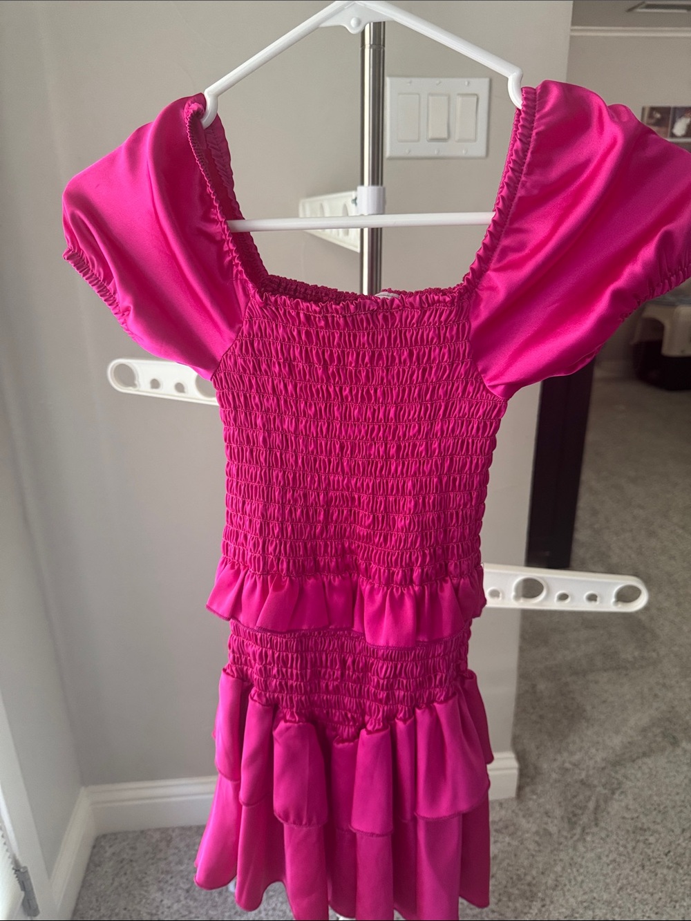 Girls Bright Fuchsia Smocked Puff-Sleeve Tiered Dress